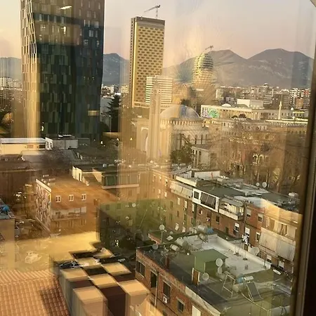 La'voglia * Tirana